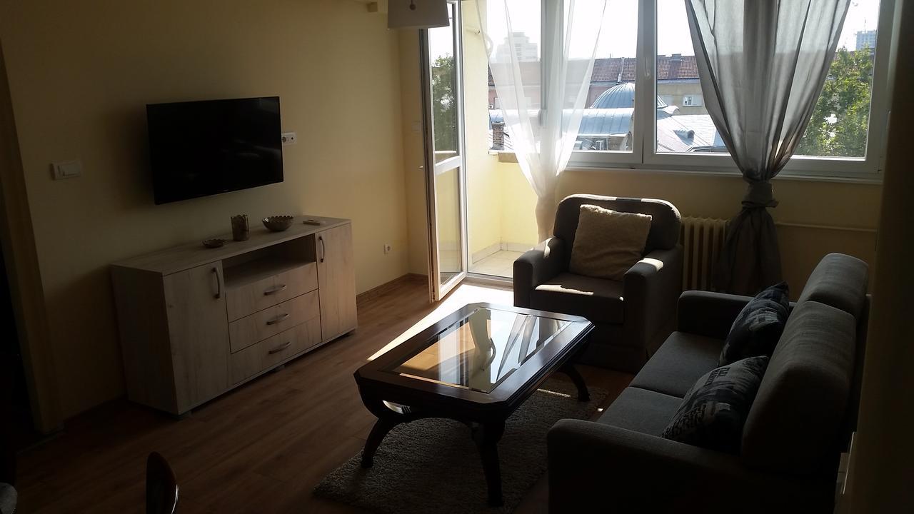 Alux Apartment Belgrado Buitenkant foto